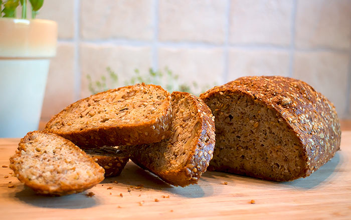 Low Carb Kraft-Brot (Glutenfrei & Sojafrei)
