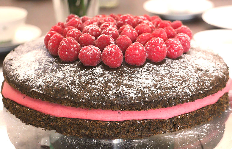 Low Carb Himbeer-Mohn-Torte ohne Zucker