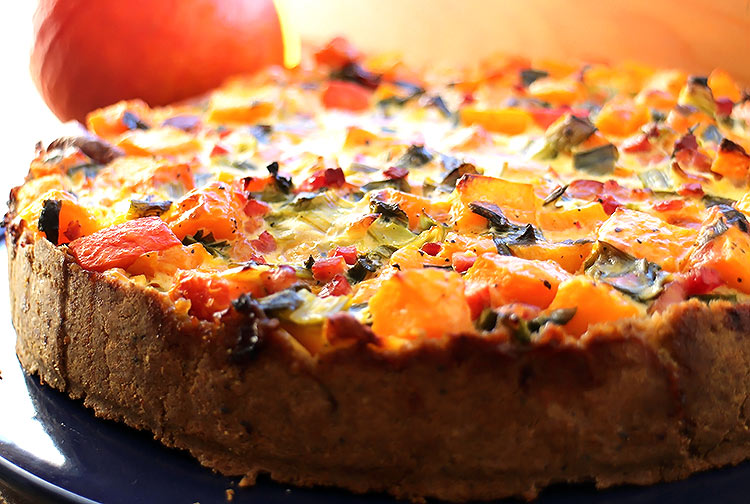 Low Carb Quiche mit Kürbis und Speck